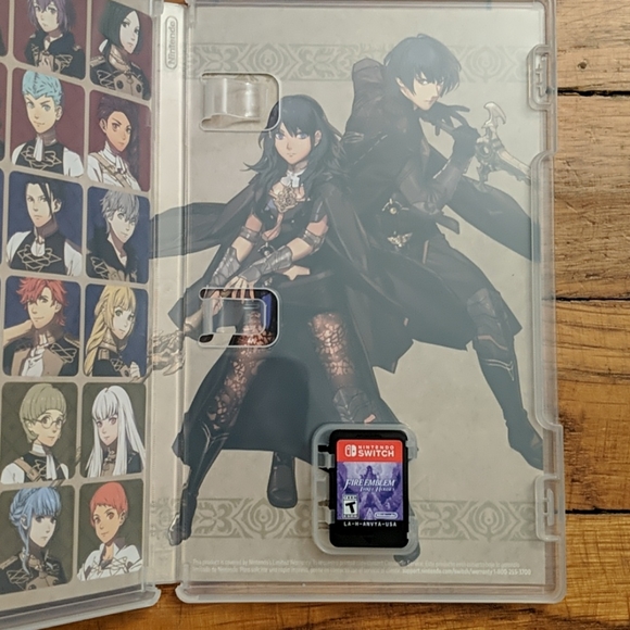 Fire Emblem: Three Houses - Picture 2 of 2